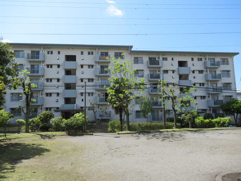 港南台ひばり団地